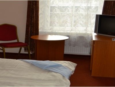 Hotel Cerny Orel Zatec מראה חיצוני תמונה